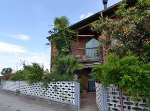 Villa a schiera in vendita a Montanaso Lombardo