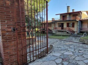 Villa bifamiliare in vendita a Terricciola