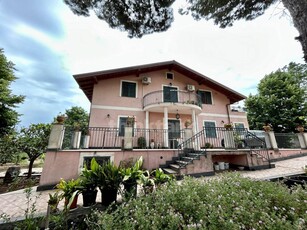 Villa in vendita a Aci Bonaccorsi