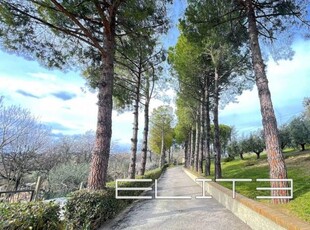 Villa in Vendita a Ancona