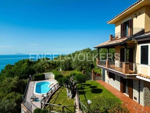 Villa in vendita a Capo D'Orlando