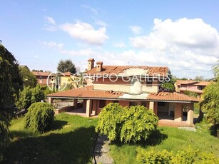 Villa in vendita a Capriate San Gervasio