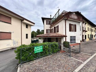 Villa in vendita a Corno Di Rosazzo