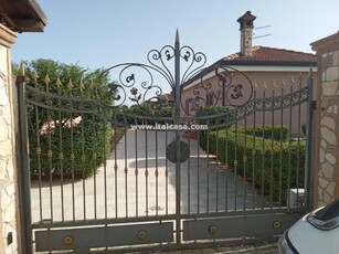 Villa in vendita a Crotone