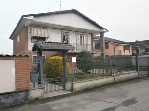 Villa in vendita a Mortara