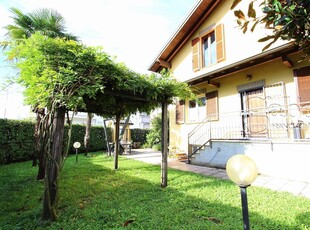 Villa in vendita a Pregnana Milanese