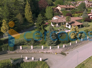 Villa in vendita in Via Castellazzo, 15 - Occhieppo Superiore
