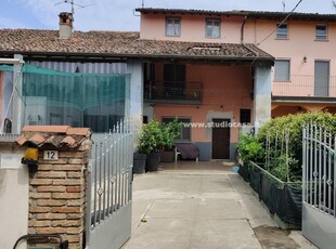 Villa quadrifamiliare in vendita a Moscazzano