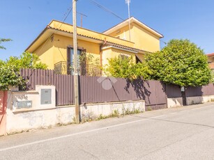 Villa singola in vendita a Roma, Corcolle