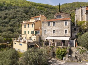 Villa unifamigliare di 266 mq a Dolcedo