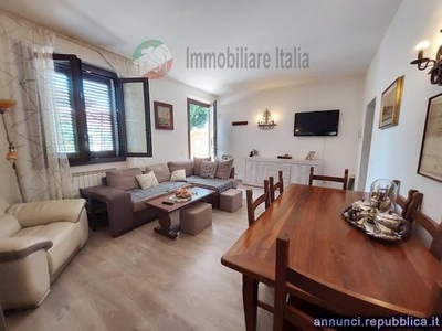 Appartamenti San Giovanni in Marignano Immobiliare Italia cucina: Cucinotto,