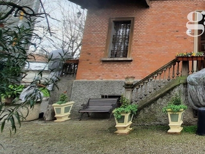 Villa in Via Marco Emilio Lepido, Bologna (BO)