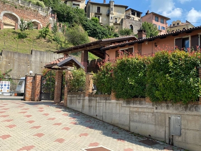 Villa in vendita, Castelnuovo Don Bosco centro