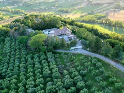 Prestigiosa villa in vendita Strada CONTRADE BORE DI FIANO, Monte Giberto, Fermo, Marche
