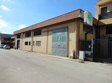 Capannone Industriale in vendita a Foggia via di Salsola, 109