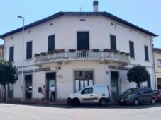 Filiale Bancaria in vendita a Castelfranco Piandiscò via Roma 1