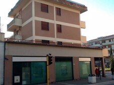 Filiale Bancaria in vendita ad Arezzo piazza Saione 4