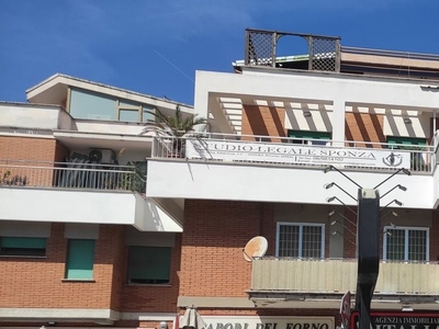 Appartamento in Via Alla Marina, 15, Anzio (RM)