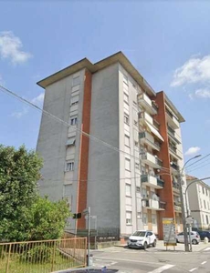 appartamento in Vendita ad Varano Borghi - 30300 Euro