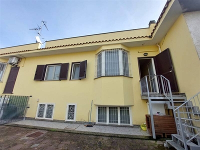 Appartamento in Via Canneti di Castelluccia, 15 a in zona Castelluccia a Marino