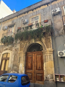 Appartamento in Via Opificio in zona San Giuliano a Catania