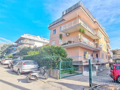Appartamento in Via Vincenzo Aprea 12 a Formia