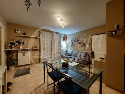 Bilocale in Vendita a Lucca, zona Sant'Anna, 130'000€, 53 m²