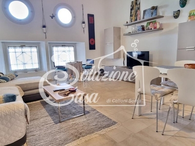 Bilocale in Vendita a Pisa, zona Calambrone, 175'000€, 63 m², arredato