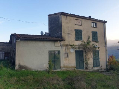 Casa singola in zona Caminata a Alta Val Tidone