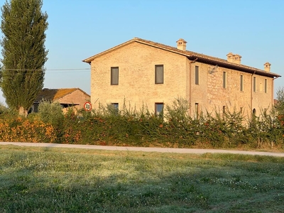 Casale di 600 mq in vendita LOCALITA' SAN PIETRO CAMPAGNA, Assisi, Umbria