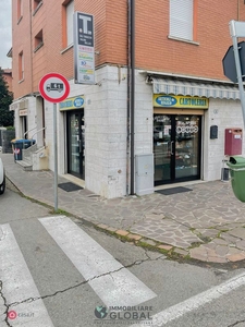Negozio/Locale commerciale in Vendita in Via Fratelli Rosselli 609 a Modena
