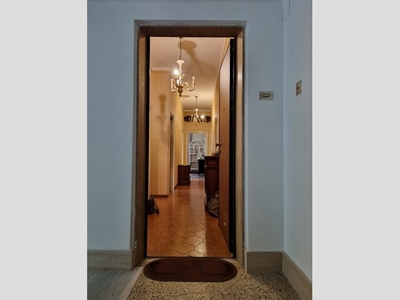 Quadrilocale in Vendita a Terni, 84'000€, 100 m²