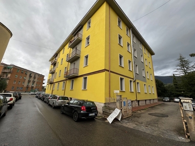 Quadrilocale in Via Appartamento in via Muratori 11, Terni, 1 bagno