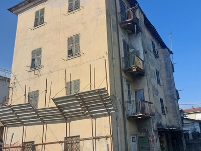 Stabile/Palazzo da ristrutturare, La Spezia limone
