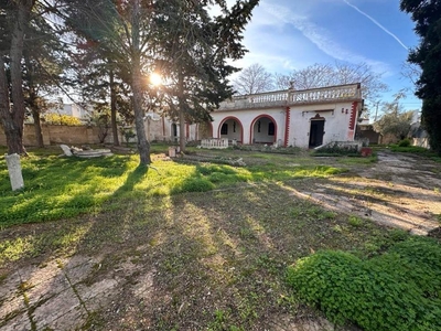 Villa in Via Brancuzza a Leporano