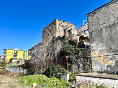 Casa indipendente in vendita a Melito Di Napoli