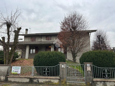 Villa in vendita a Motteggiana
