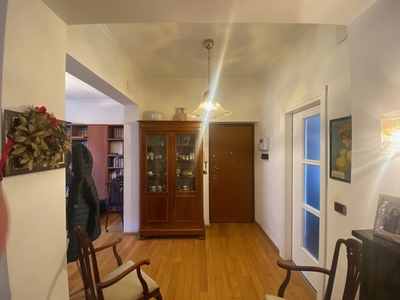 Appartamento di 100 mq in vendita - Roma
