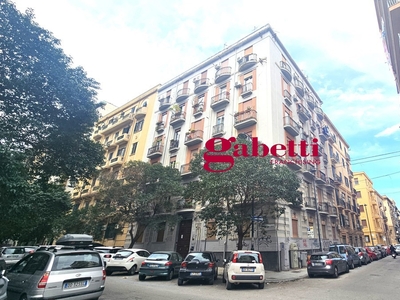 Appartamento di 150 mq in vendita - Palermo