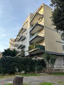 Appartamento in Affitto in Via dell'Elettronica a Roma