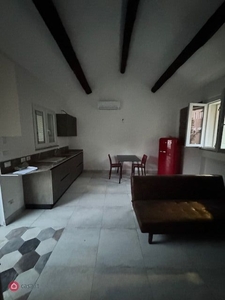 Appartamento in Affitto in Via GIOVANNI AMEGLIO 9 a Milano