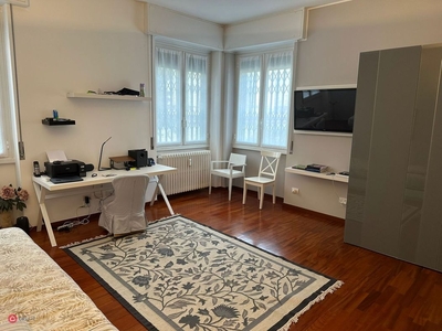 Appartamento in Affitto in Via Leopoldo Marchetti 1 a Milano