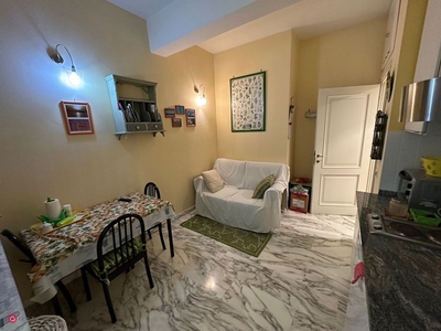 Appartamento in Affitto in Vico Marassi 20 a Finale Ligure