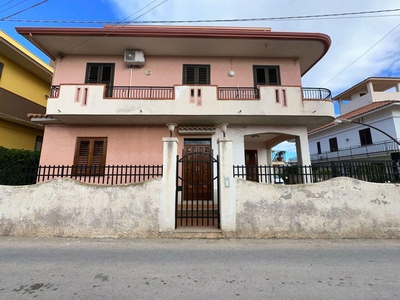 Appartamento in vendita a Avola