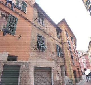 Appartamento in Vendita a Genova Via Beata Chiara