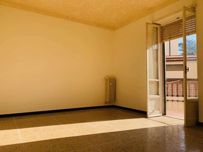 Appartamento in Vendita a Tortona Via San Giovanni Bosco,