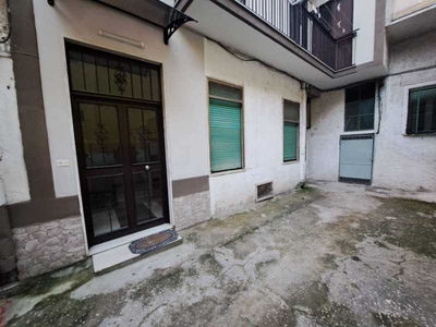 Appartamento in Vendita ad Marigliano - 30000 Euro