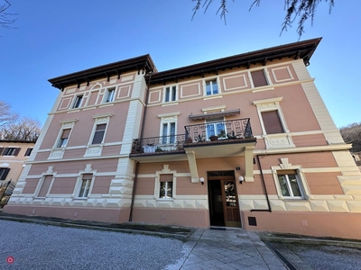 Appartamento in Vendita in Via Ippolito Pindemonte 9 a Trieste