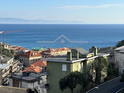 Appartamento in Via Cassisi - Celle Ligure