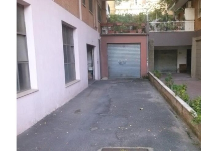 Box/Garage/Posto auto in vendita a Roma, Zona Montemario